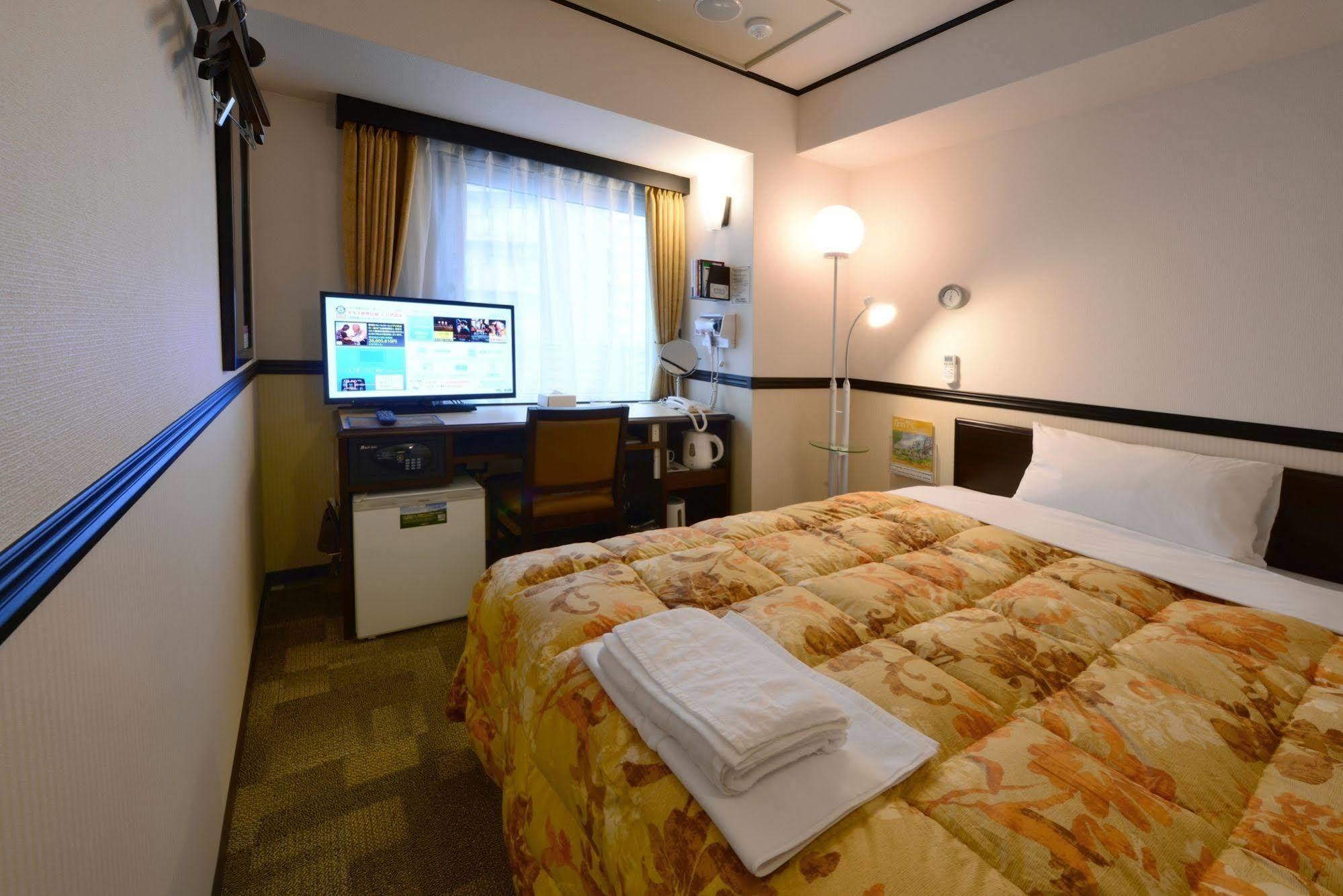 Toyoko Inn Tokyo Yamanote Sen Otsuka Eki Kita Guchi No 2 Eksteriør bilde